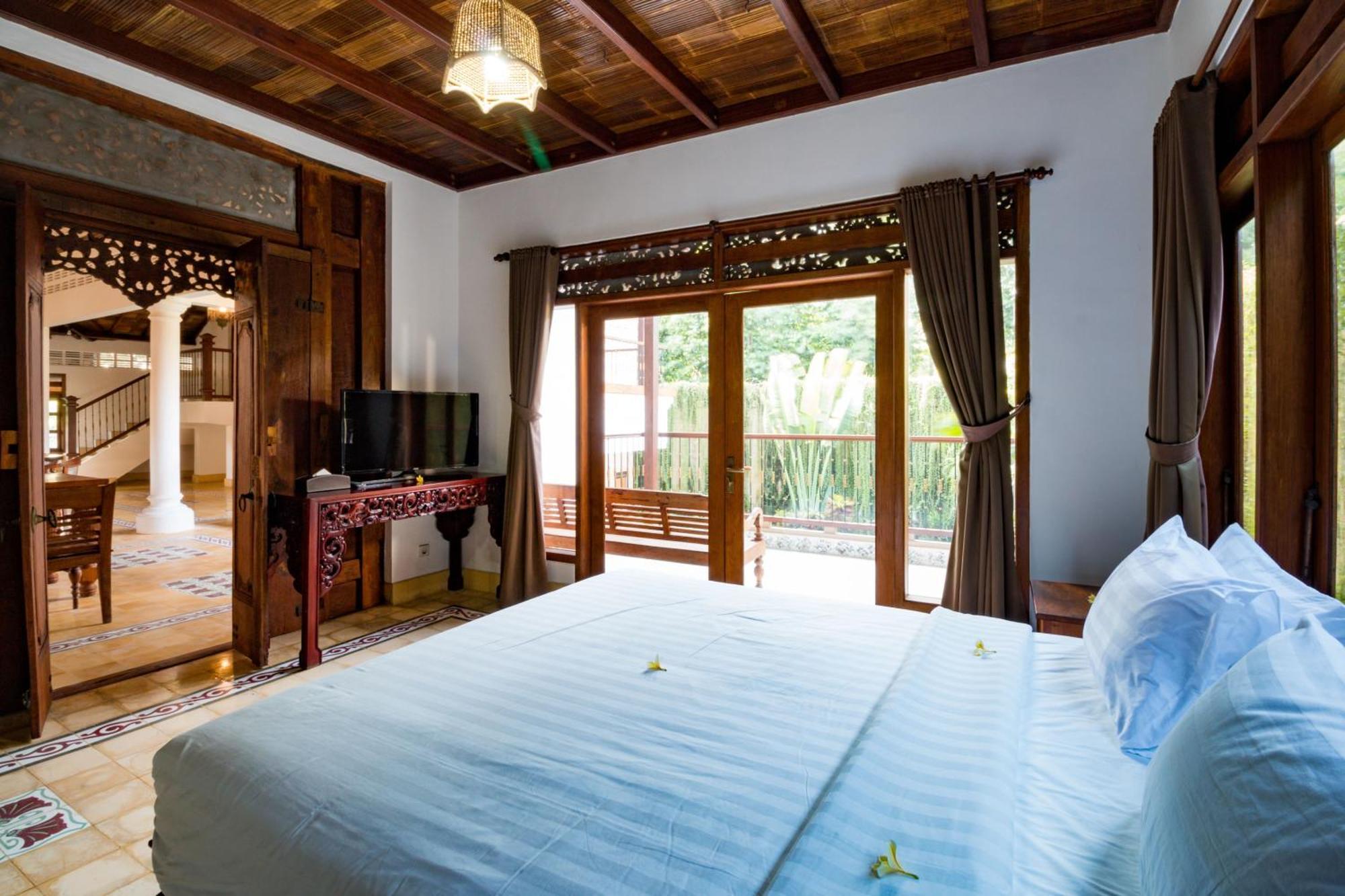 Bali Royal Heritage Villa Семіньяк Екстер'єр фото