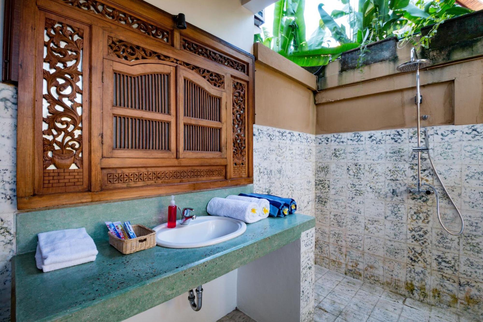 Bali Royal Heritage Villa Семіньяк Екстер'єр фото