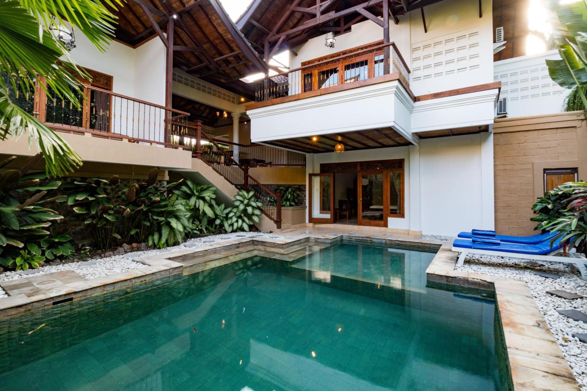 Bali Royal Heritage Villa Семіньяк Екстер'єр фото