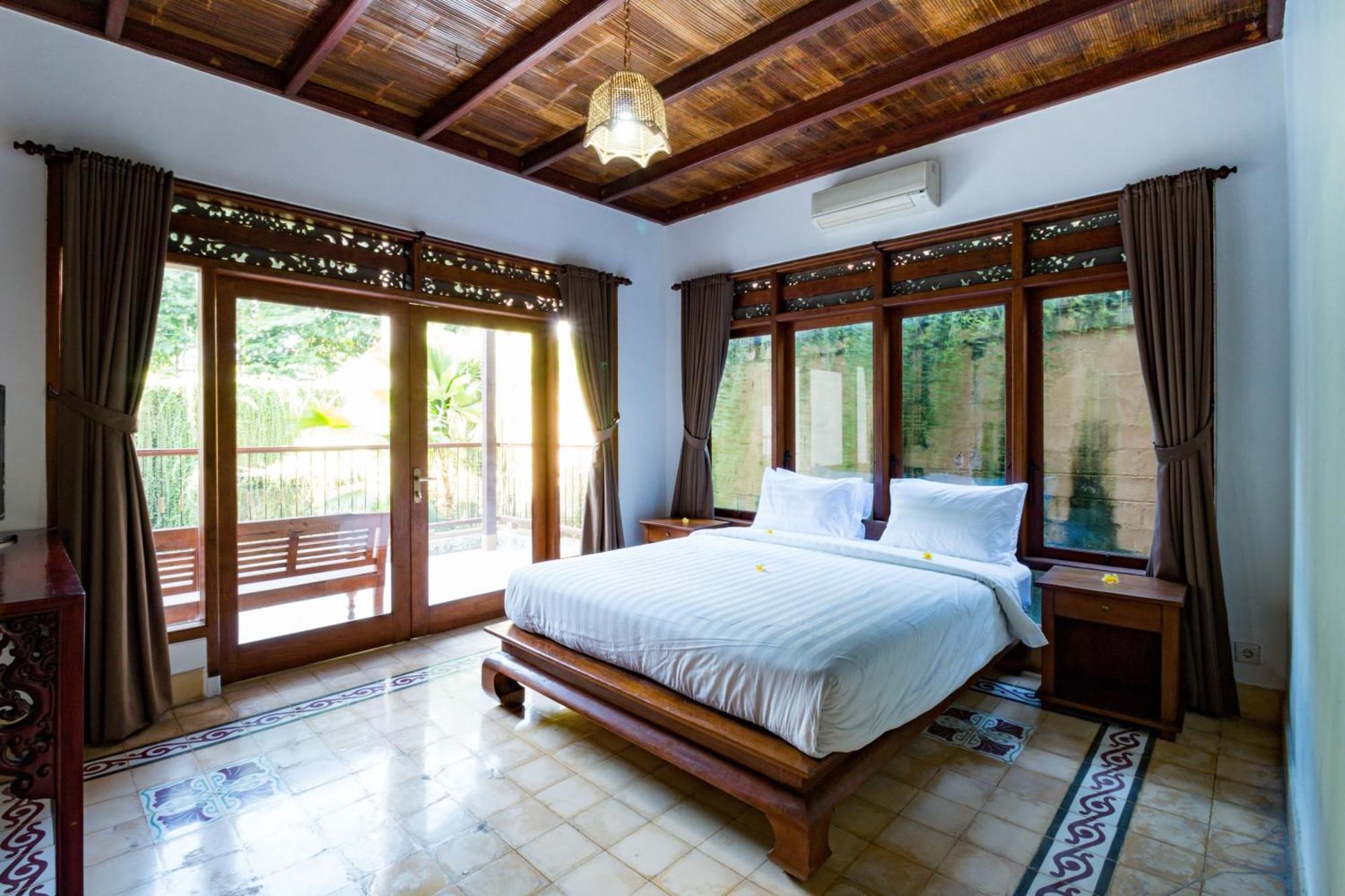Bali Royal Heritage Villa Семіньяк Екстер'єр фото