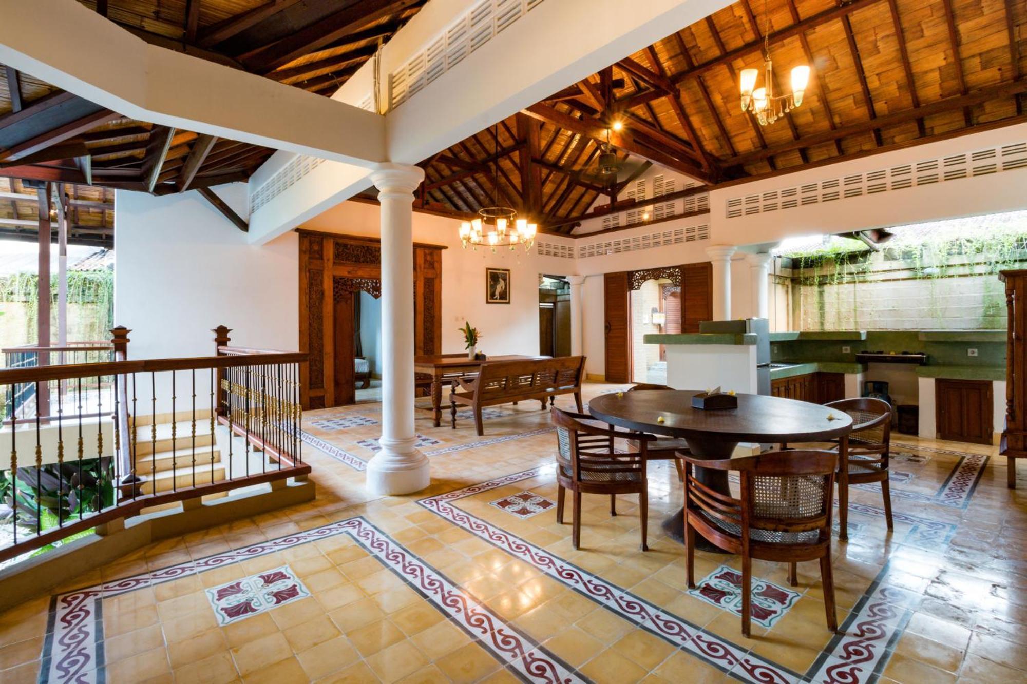 Bali Royal Heritage Villa Семіньяк Екстер'єр фото