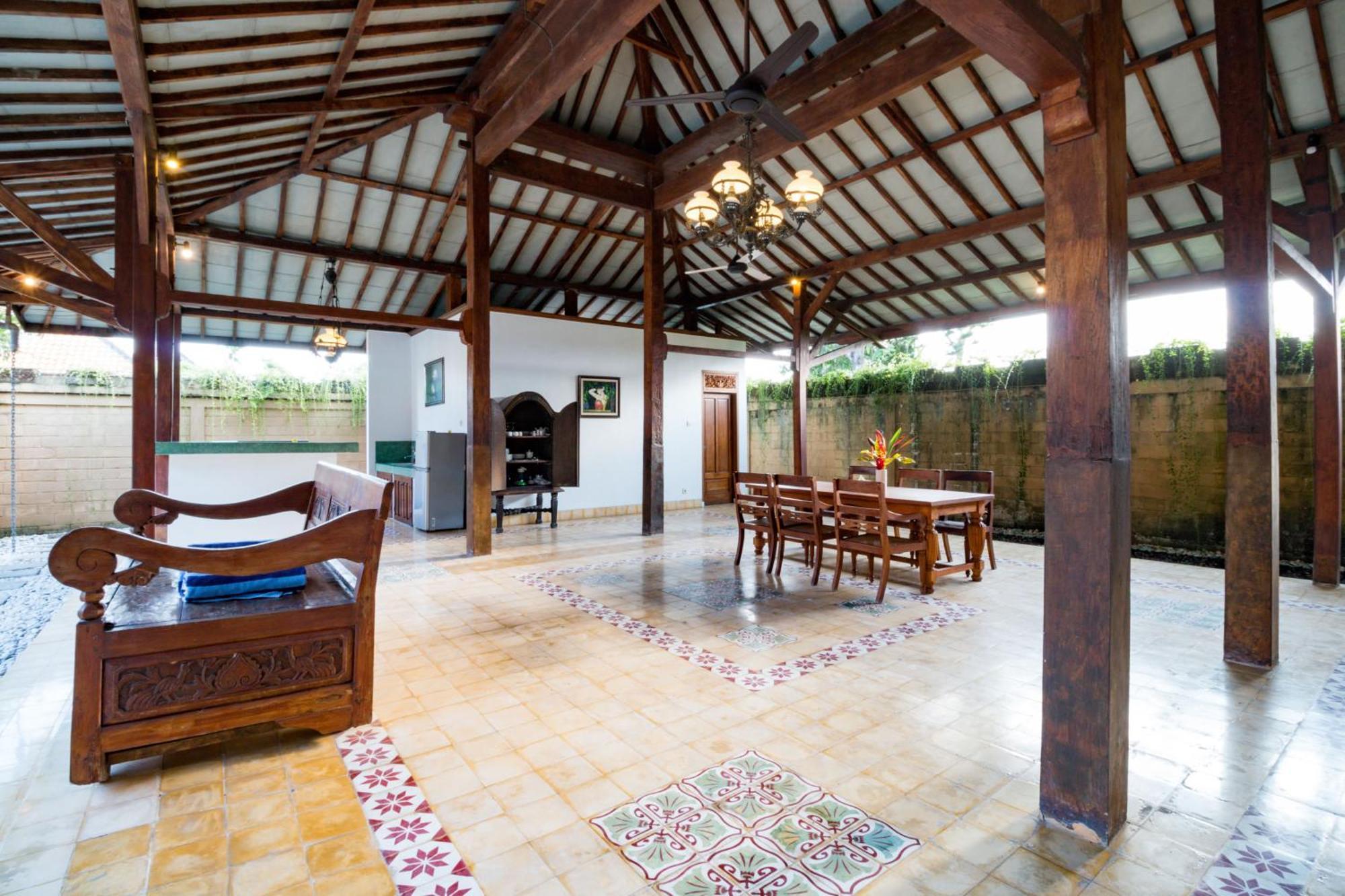 Bali Royal Heritage Villa Семіньяк Екстер'єр фото